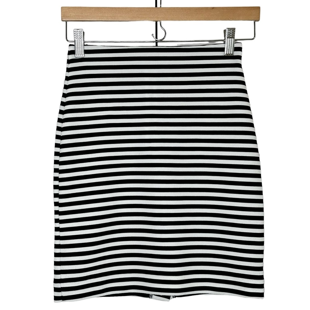 Loft 00 petite straight white and navy stripped skirt